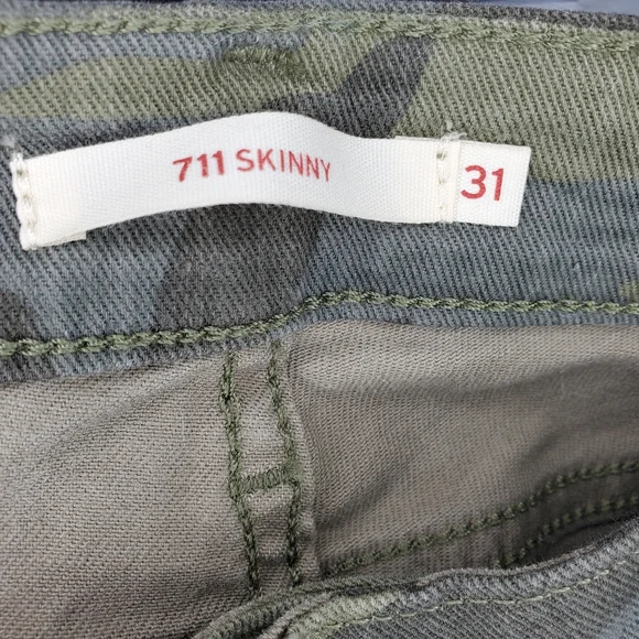 LEVI'S camo skinny Jeans - Picture 3 of 16